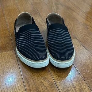 Black Slip-On UGGS